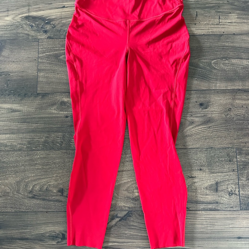 New Lululemon Base Pace HR Tight 25” Dark Red Size 10